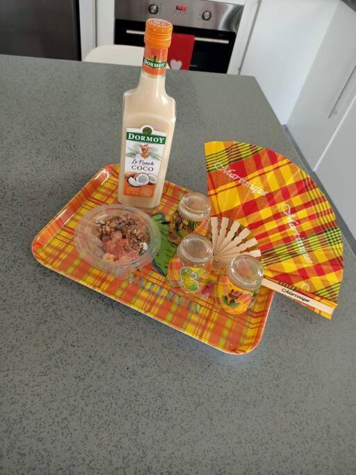A 10Min De La Plage, Agreable Appartement Lumineux Le Robert Kültér fotó